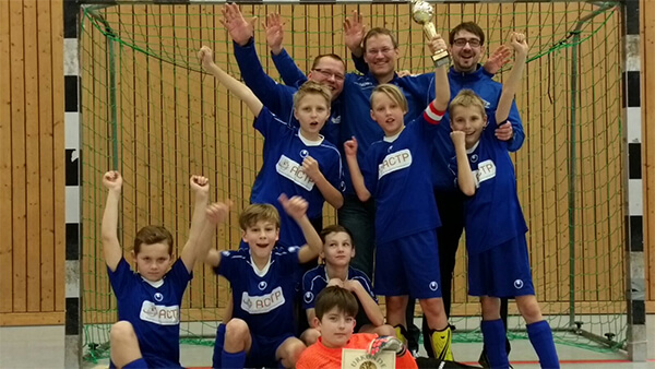 E3-Junioren gewinnen den 6. FTG BÄDER-CUP