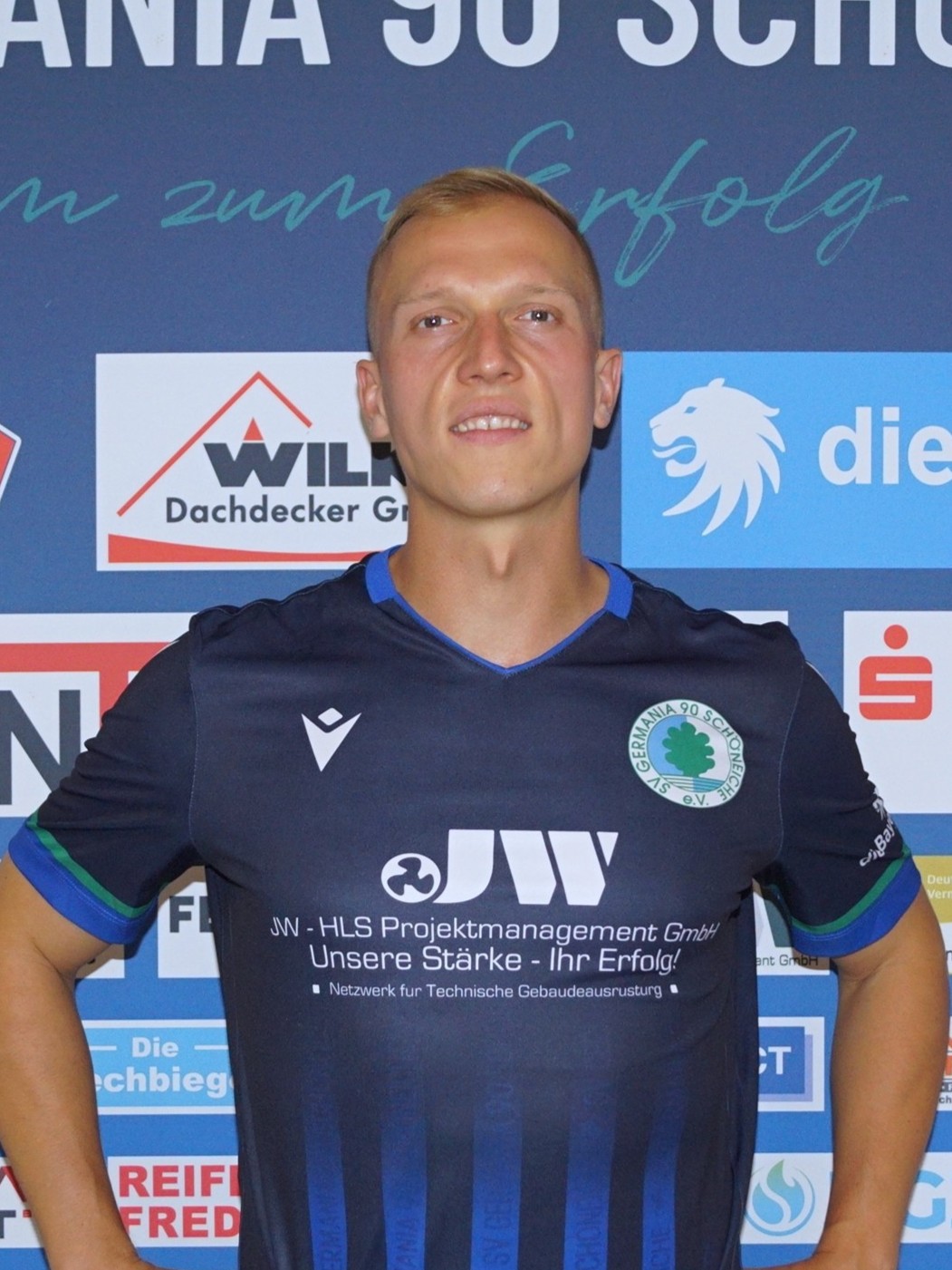 Lukas Bache